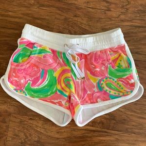 NWOT Lilly Pulitzer terry cloth shorts Brand New Condition